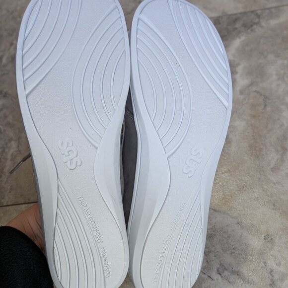 NEW SAS 'Marnie' Leather Sneakers (women's 10) - Picture 8 of 10